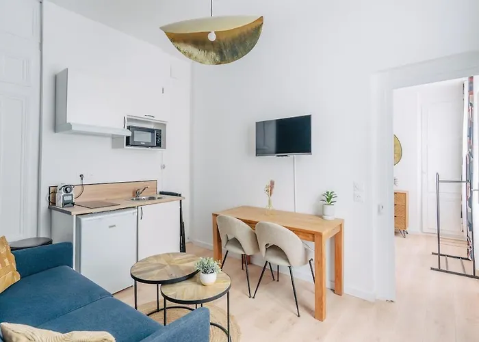 Apartment Confort Et Design-pres De La Cathedrale